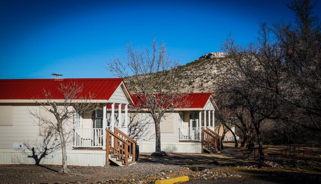 Verde Valley One-Bedroom Park Model Cabin 14 Cottonwood Exterior photo